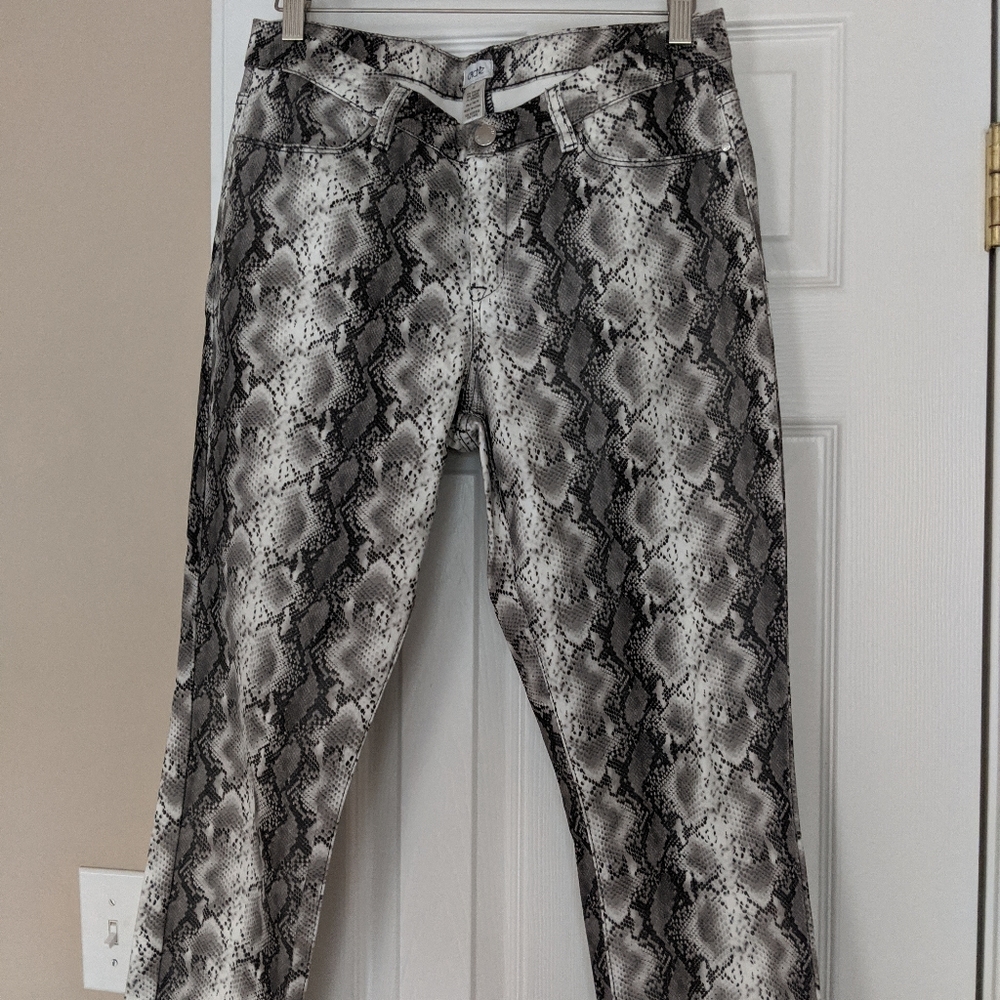 Animal print Cache Sz 10 pants